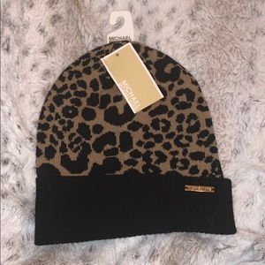 Michael kors winter hat